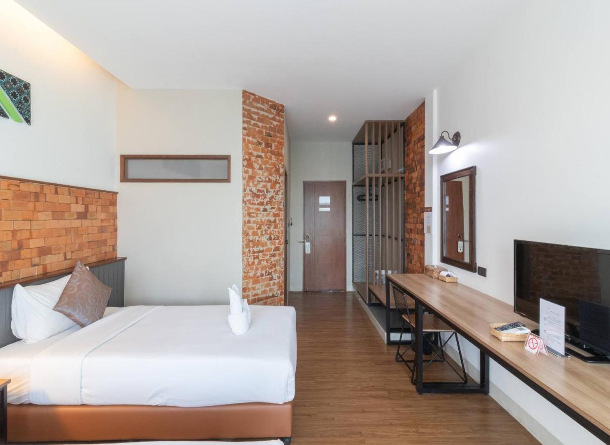 The Old City Wall Inn Chiang Mai Exteriör bild